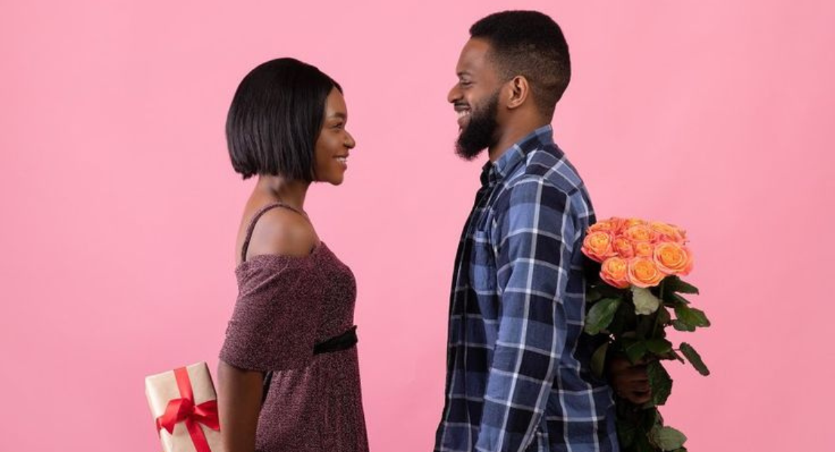 Pros and Cons of Online Dating in Kenya